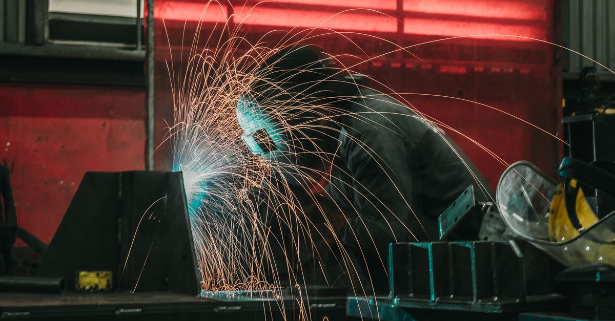 How to Choose the Right Materials for Custom Metal Fabrication